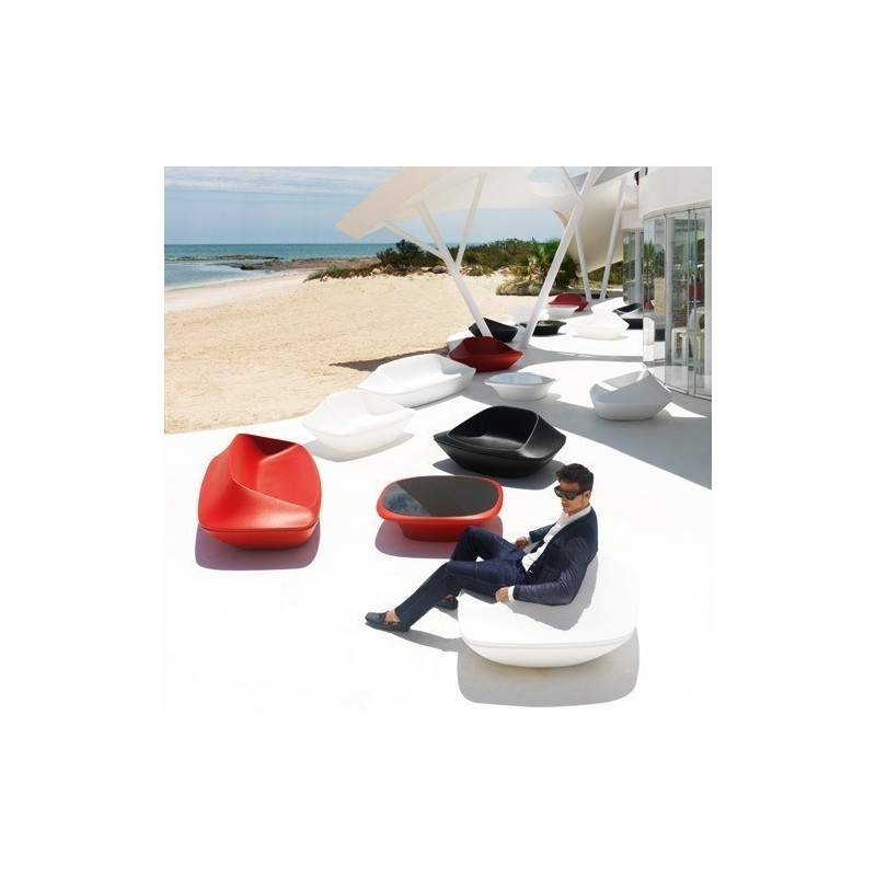 Tavolino di UFO Vondom rosso