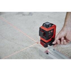 Nivel láser de líneas Leica Geosystems L6R