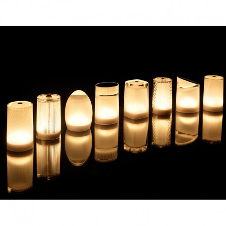 Lot de 8 Lampes Imagilights Collection Djobie avec Led Assorties et Plateau Multi-chargeurs Imagilights