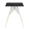 Table à manger Vondom Faz Wood plateau carré noir et pieds chêne blanchis