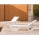 Lot de 4 Chaises Longues Voxel Vondom blanc et 4 Tables basses Cray