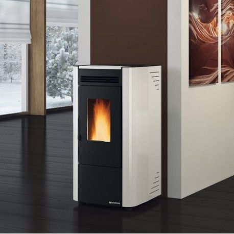 Estufa ventilada de pellets La Nordica Extraflame Ketty Evo 2.0 7kW Blanco