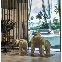 Estatua de diseño de origami Vondom de Gorila Saru