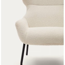 Lina Sessel aus weißem Frotteestoff und VeryForma-Stahl