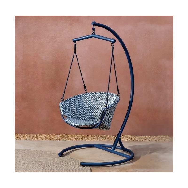 Fauteuil suspendu Aliga en aluminium et rotin bleu VeryForma