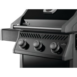 Churrasqueira a gás Napoleon Rogue® 425 com 3 bocas