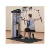 Ext. Pec Dec com seu peso 75 kg S2PEC Pro Clubline